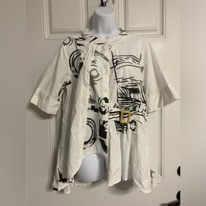 6- Black-White ARTSY A-Line Buckle Front Button Up Tunic Blouse